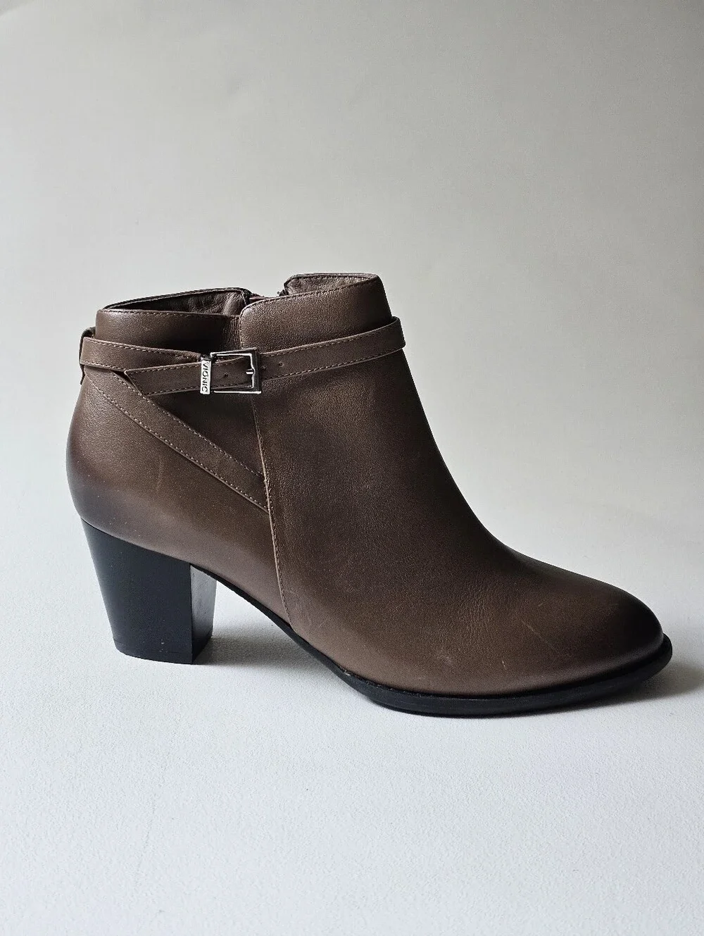 Vionic Uptown Leather Ankle Boots Taupe Buckle Block Heel Comfort Booties 9.5 W